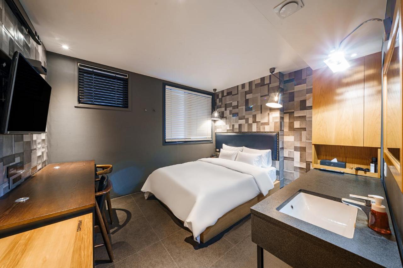 H-Avenue Hotel Yeoksam Seoul Exterior photo