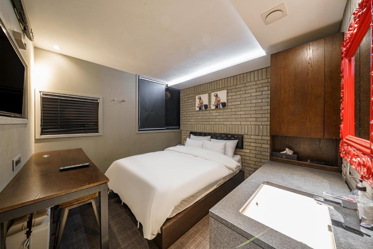 H-Avenue Hotel Yeoksam Seoul Exterior photo