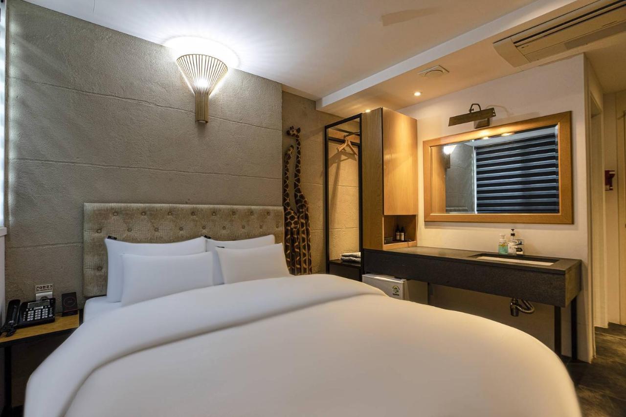 H-Avenue Hotel Yeoksam Seoul Exterior photo