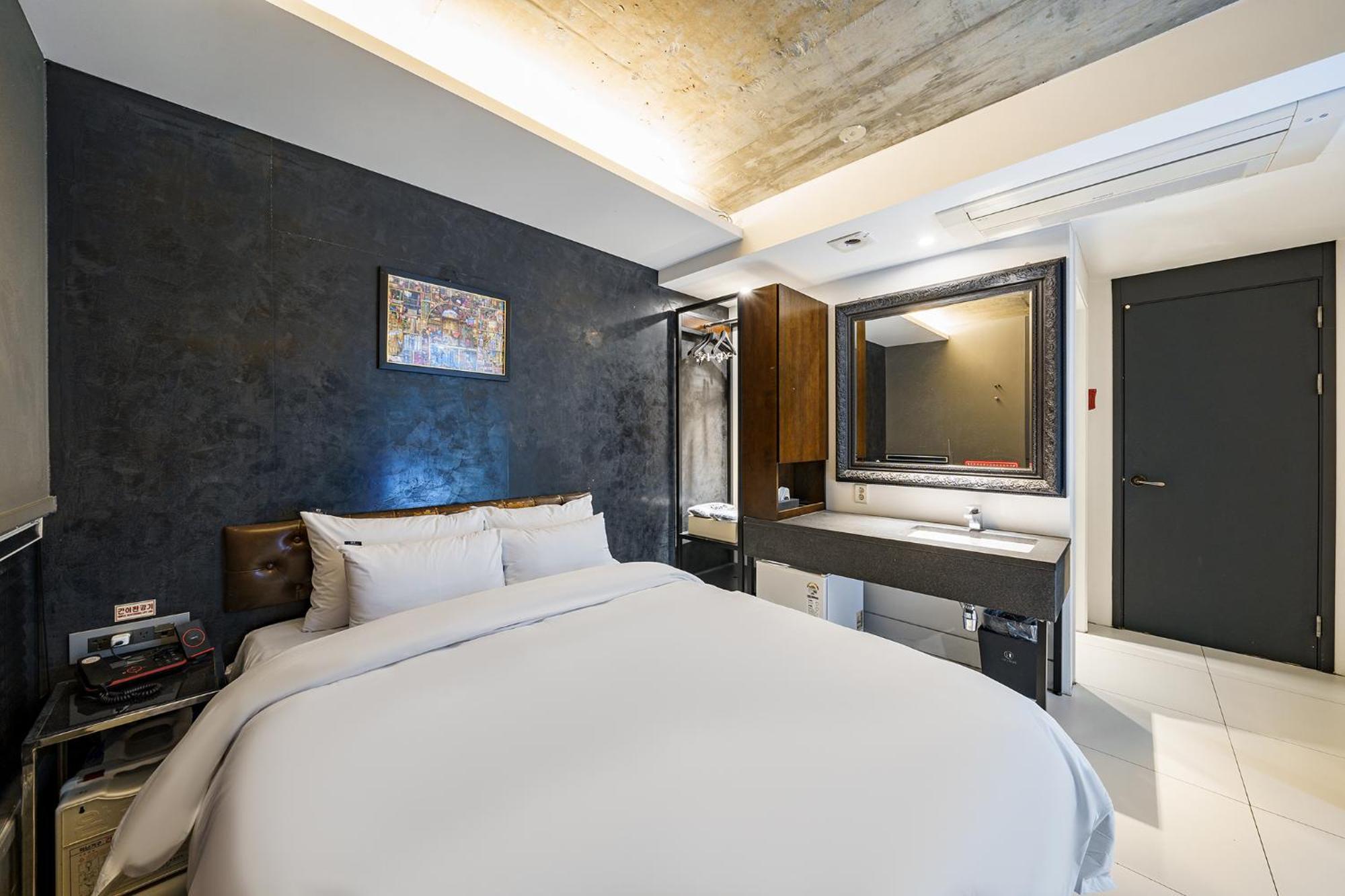 H-Avenue Hotel Yeoksam Seoul Exterior photo