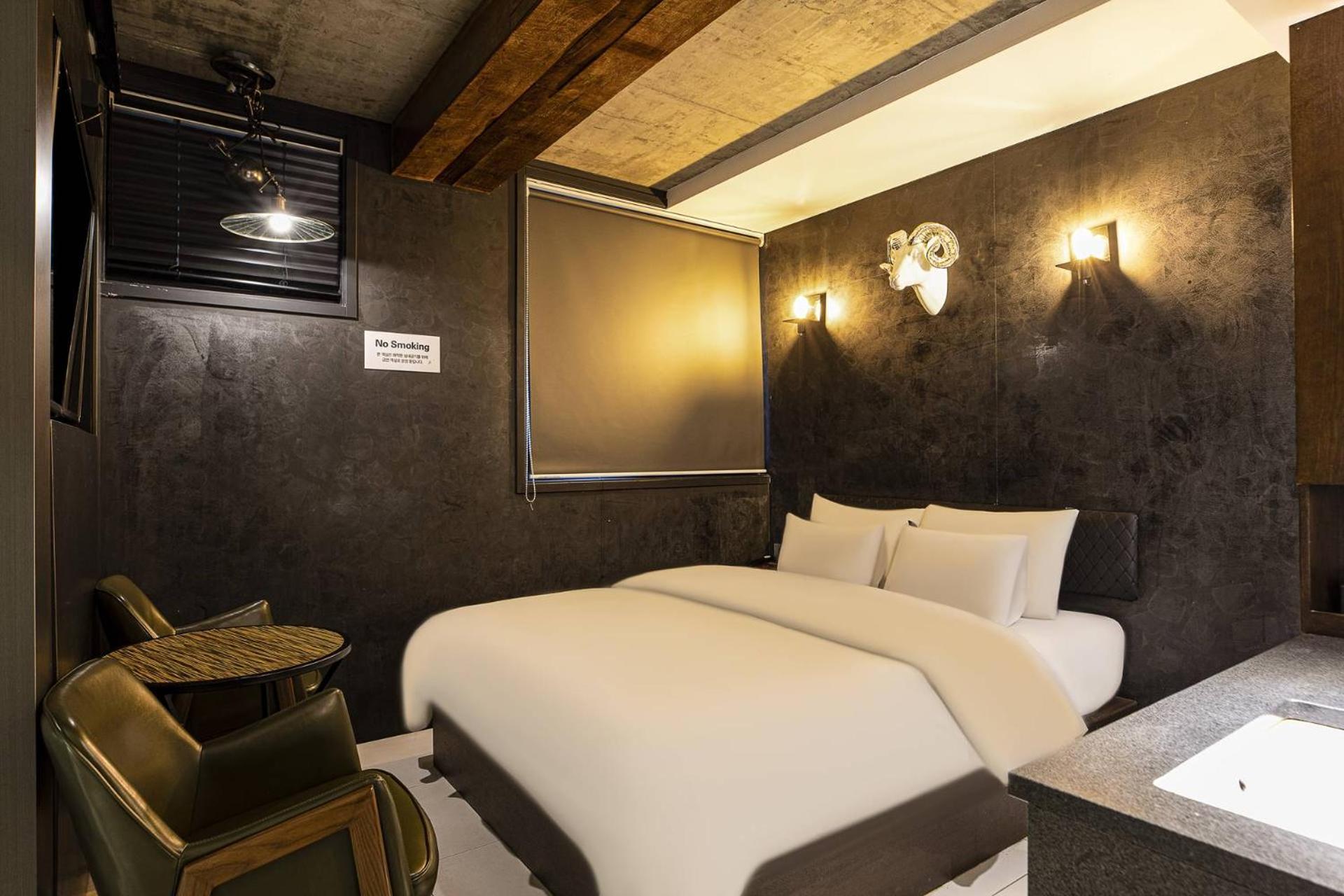 H-Avenue Hotel Yeoksam Seoul Exterior photo